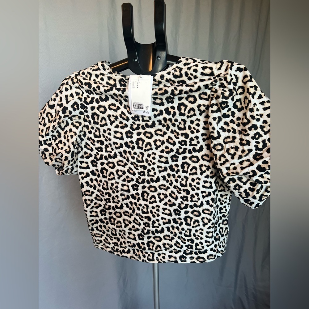 Leopard Print Top - Picture 11 of 16